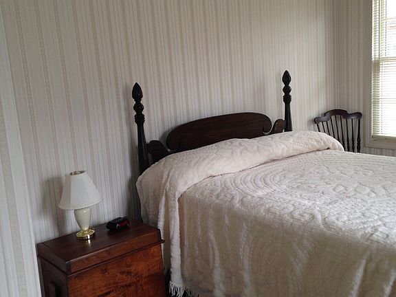 Spare Bedroom #1