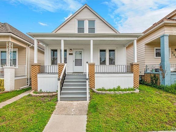 3rd image of 3851 Fredro St