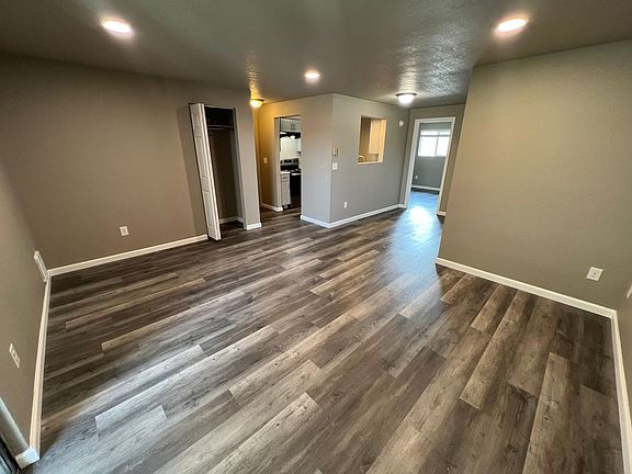 2nd image of 708 E Mission Ave #6