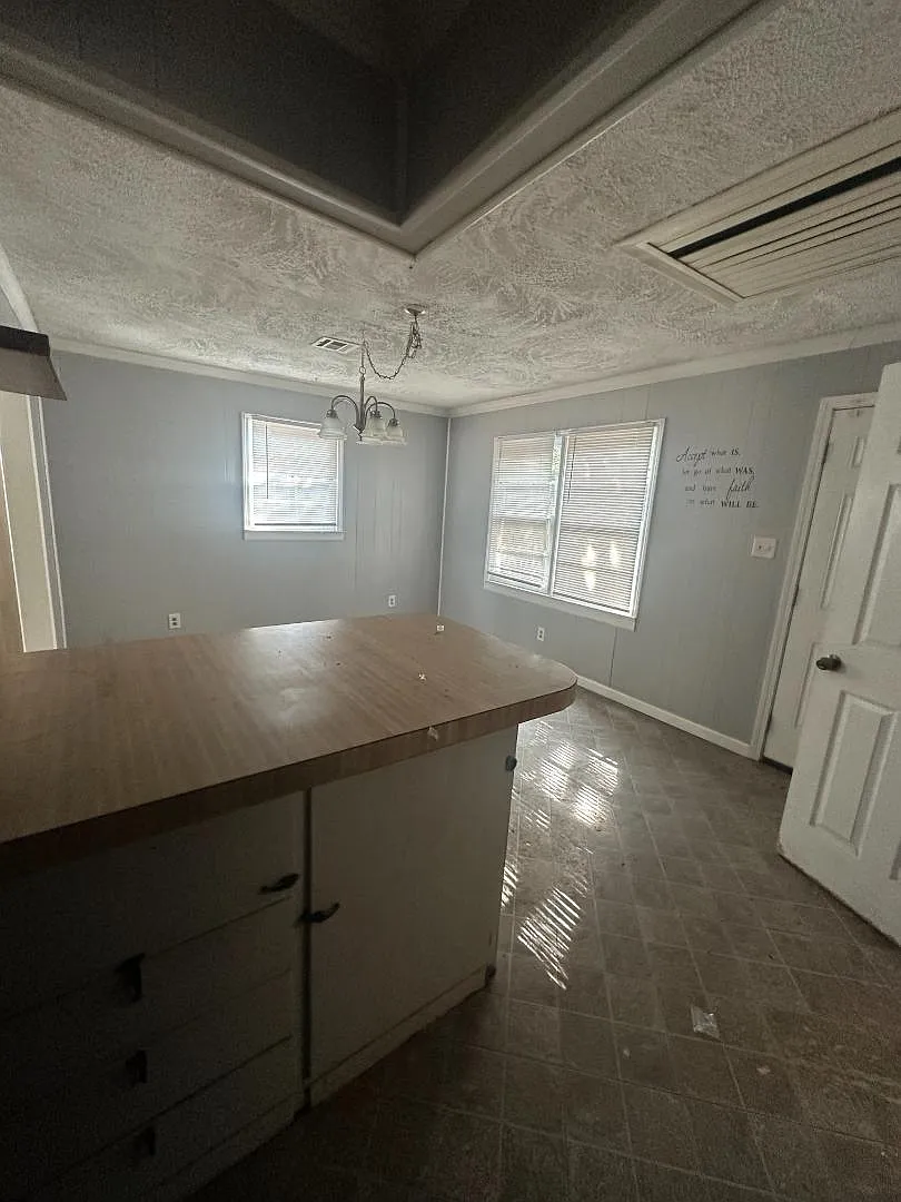 2638 Deeb Drive — Photo 3