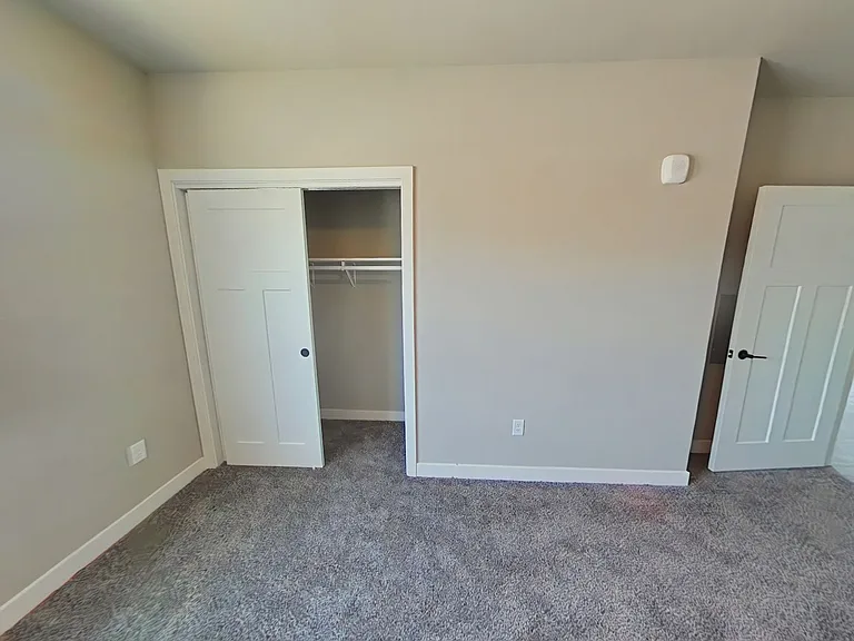 Beaverbrook Apartments — Photo 49
