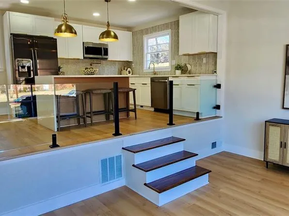 2619 Cavalier Dr, Decatur, GA 30034