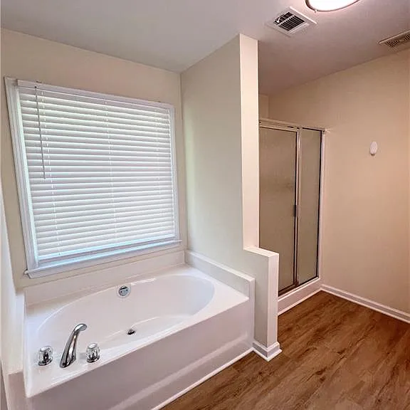350 Laurel Glen Xing — Photo 29