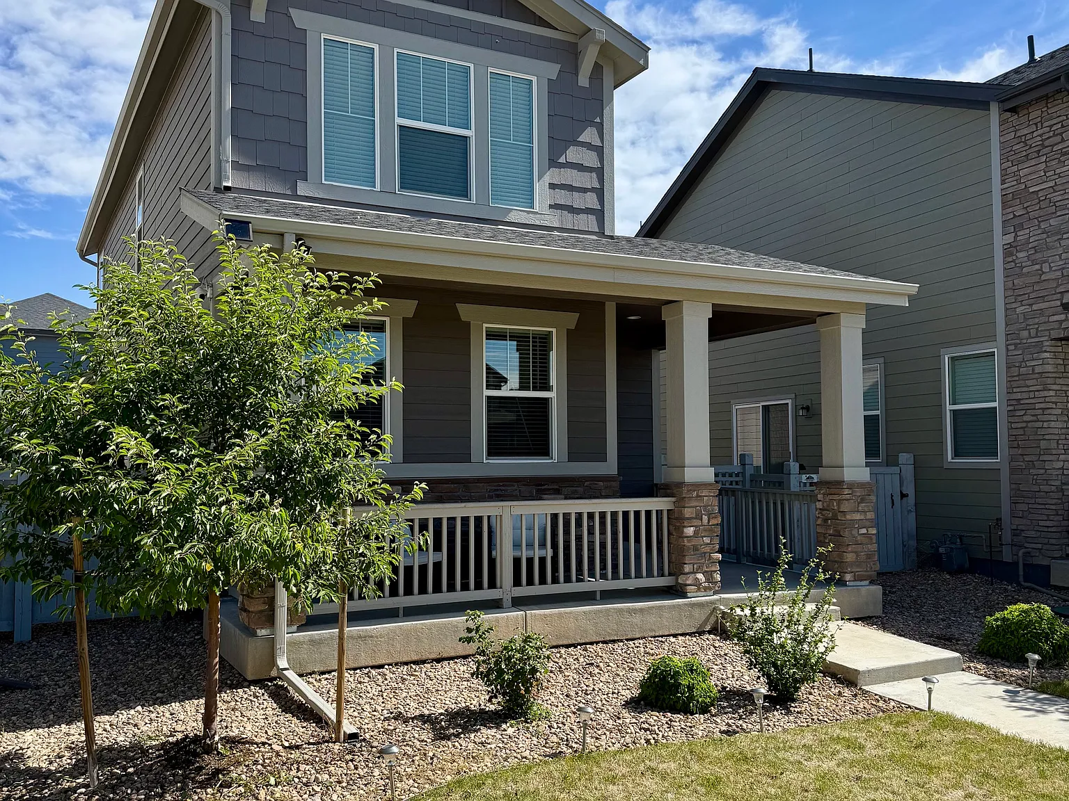3 bed, 2.5 bath, 2346 sqft, $2,900 — Photo 2