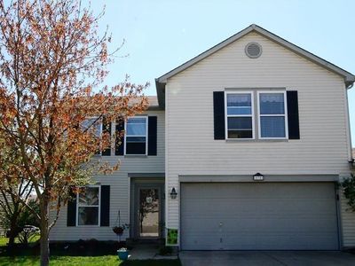 10381 Bramkrist Dr, Fishers, IN, 46038