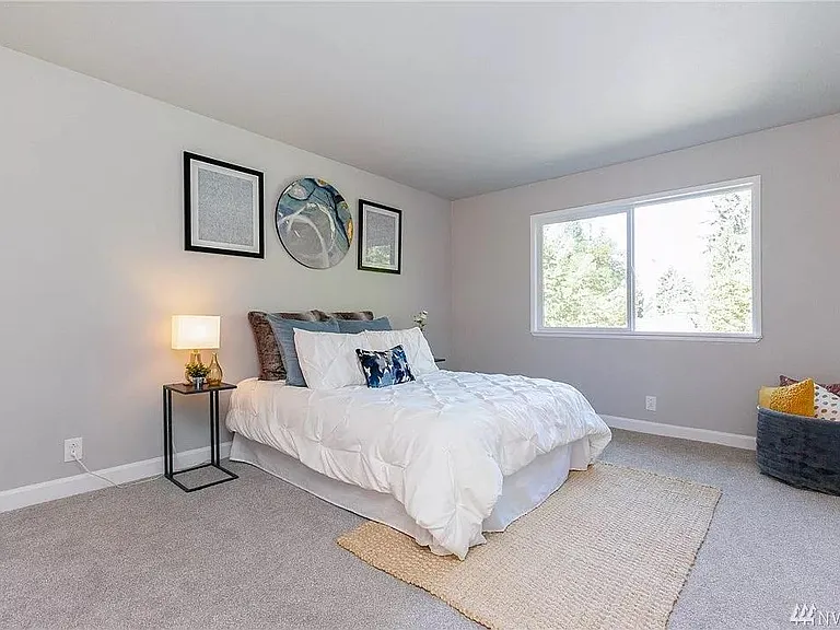 9800 Roosevelt Way NE #31 — Photo 18