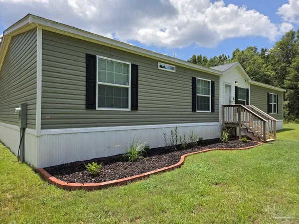 548 Pecan Ln, Holt, FL 32564