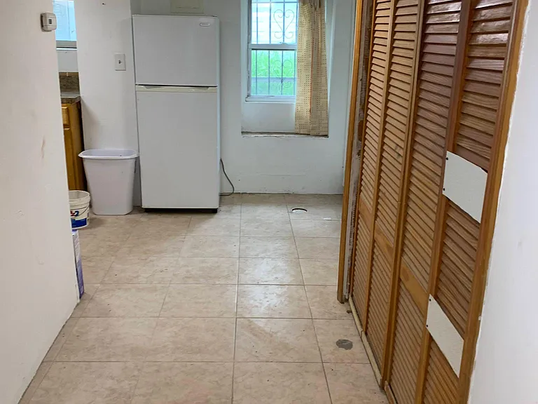 65 Zabriskie St — Photo 7
