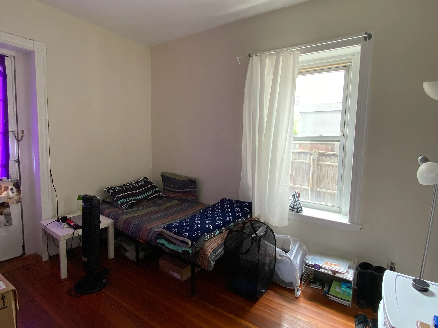 3 bed, 700 sqft, $3,145 — Photo 4