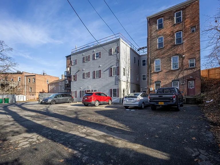 27 E Main St #5 — Photo 17