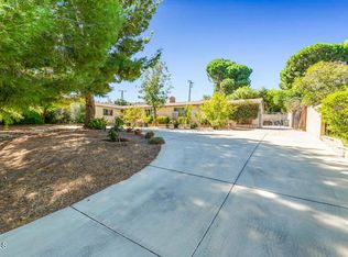 42041 Ivesgrove Dr, Lancaster, CA 93536