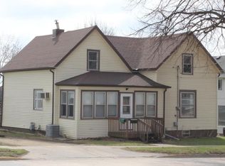 104 S Mantorville Ave, Kasson, MN 55944