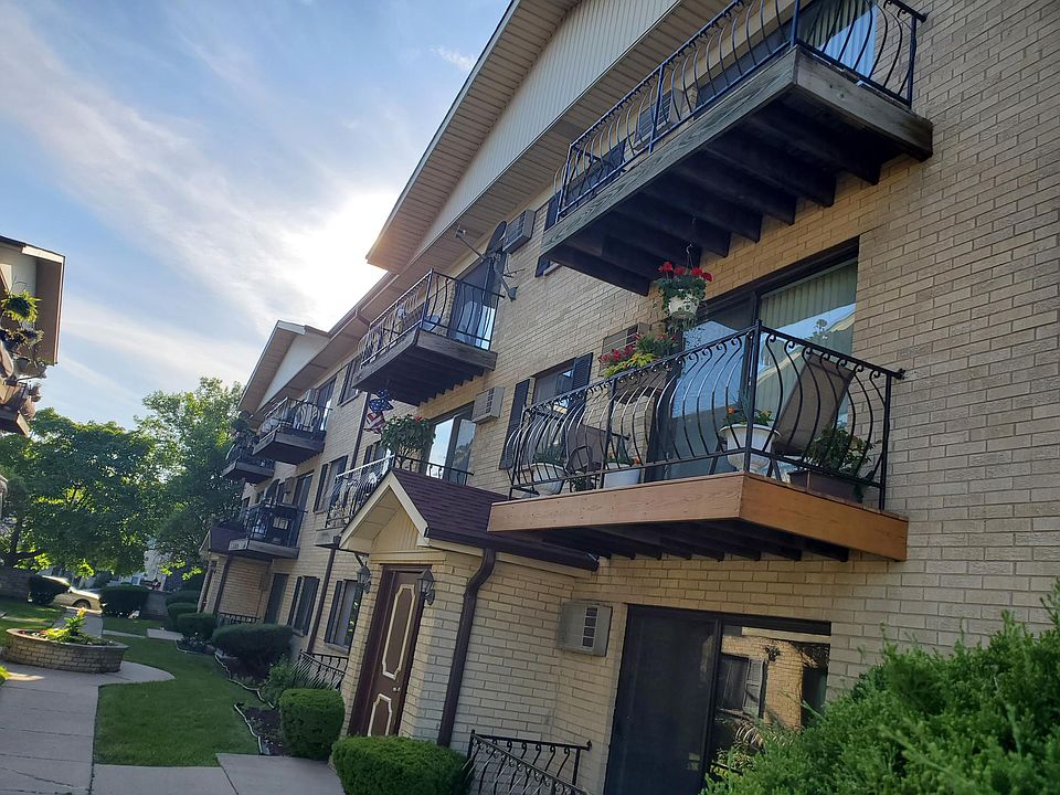 1st image of 2143 N Harlem Ave Front 317