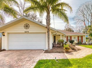 6279 Colony Cir, Weeki wachee, FL 34607