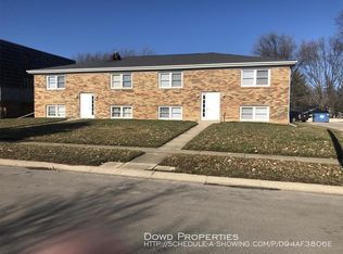 322 Riley Dr APT 1, Bloomington, IL 61701