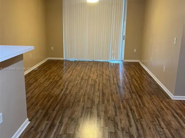 4828 N State Road 7 #8205, Coral Springs, FL 33073