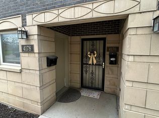 4178 S Drexel Blvd #2, Chicago, IL 60653