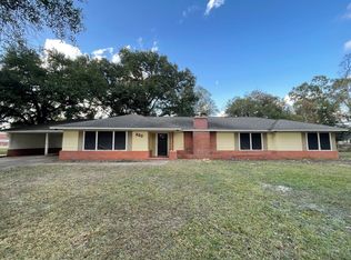 220 W Avenue P #P, Silsbee, TX 77656