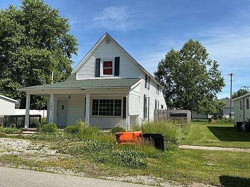 3rd image of 106 E 2nd St