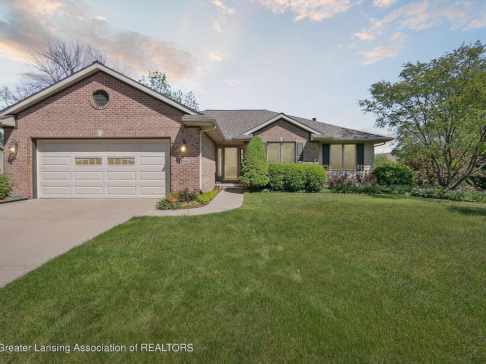 1st image of 6595 English Oak Dr