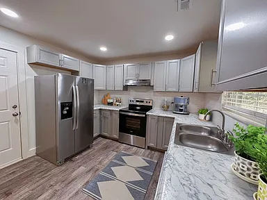 2 Bedroom 2.5 Bathroom Condo