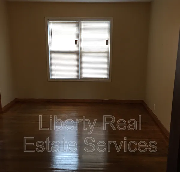 363 S McDonald St — Photo 5