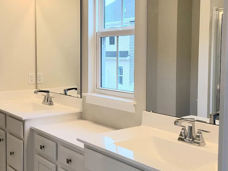 315 Helenium Dr — Photo 6