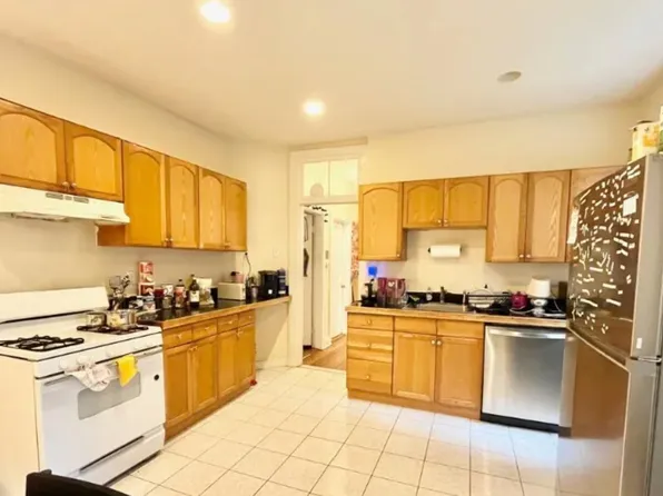 21 Bucknam St #3, Boston, MA 02120