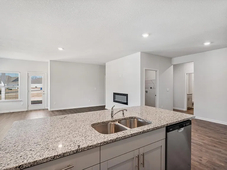 85 Kipling Dr — Photo 11