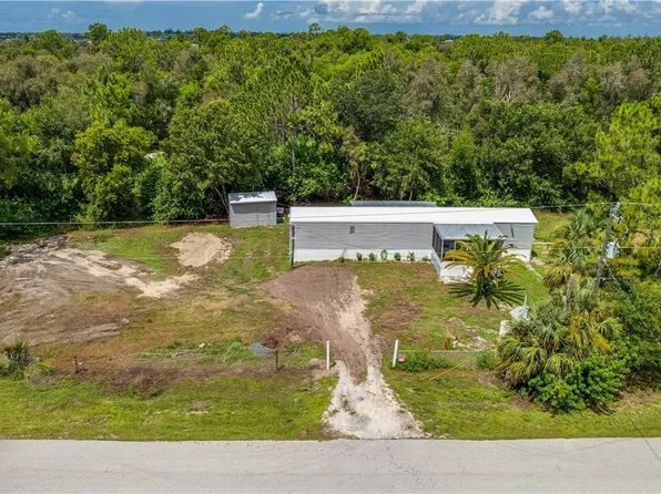 8352 Barbie Ln, North Fort Myers, FL 33917