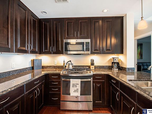 4th image of 220 S 31st Ave #3504