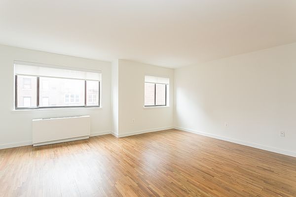 1st image of 309 W 30th St APT 7A