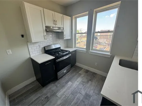 700 Chancellor Ave, Irvington, NJ