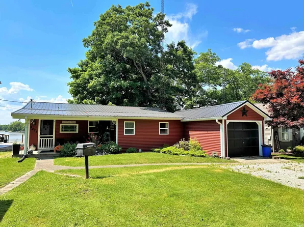 3271 E Stahl Rd, Monon, IN 47959