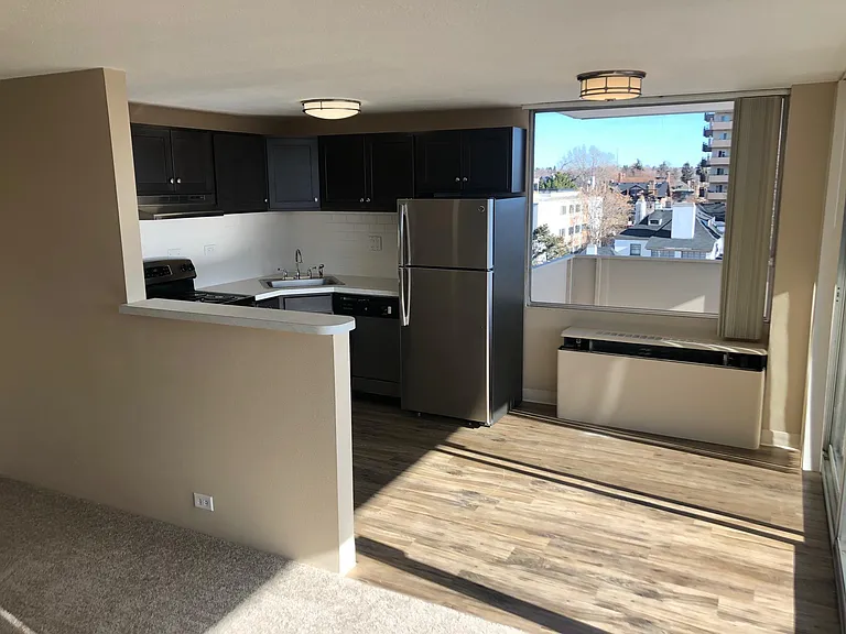Residence at Governors Park — Photo 19