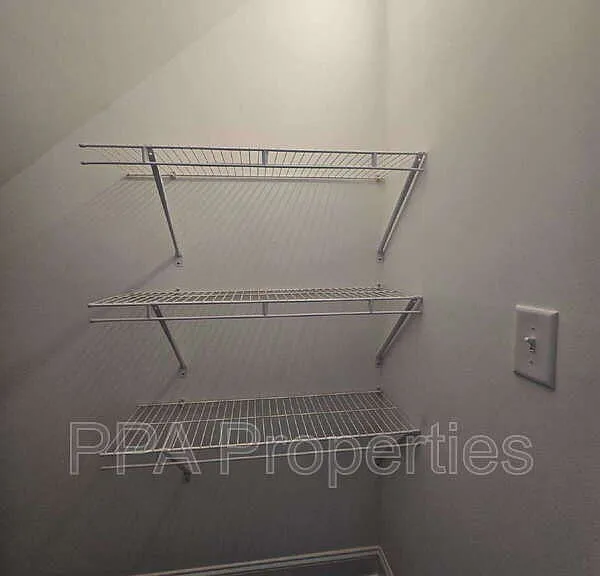 402 Giles St #B — Photo 23
