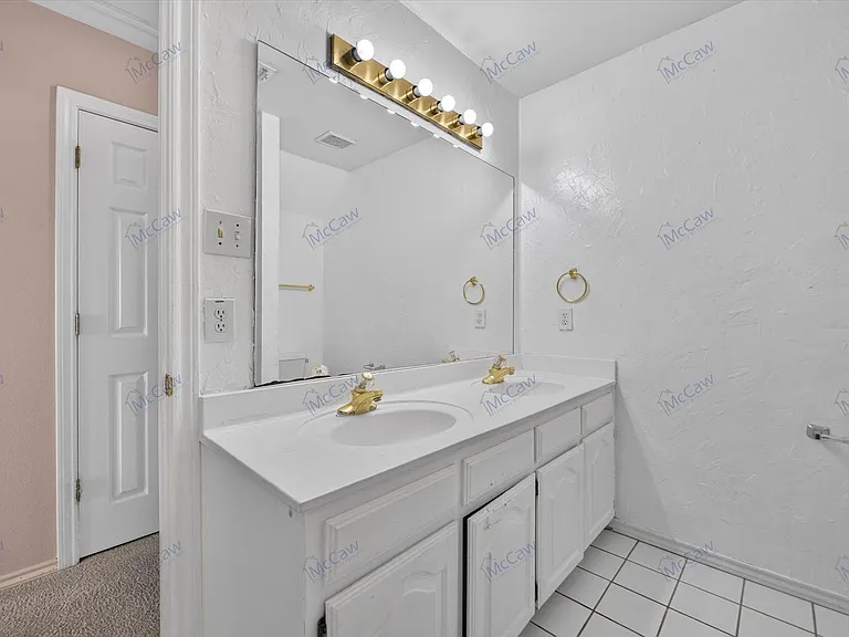 305 Brazil Dr — Photo 33