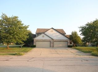3487 Earls Ct, Columbus, IN 47203