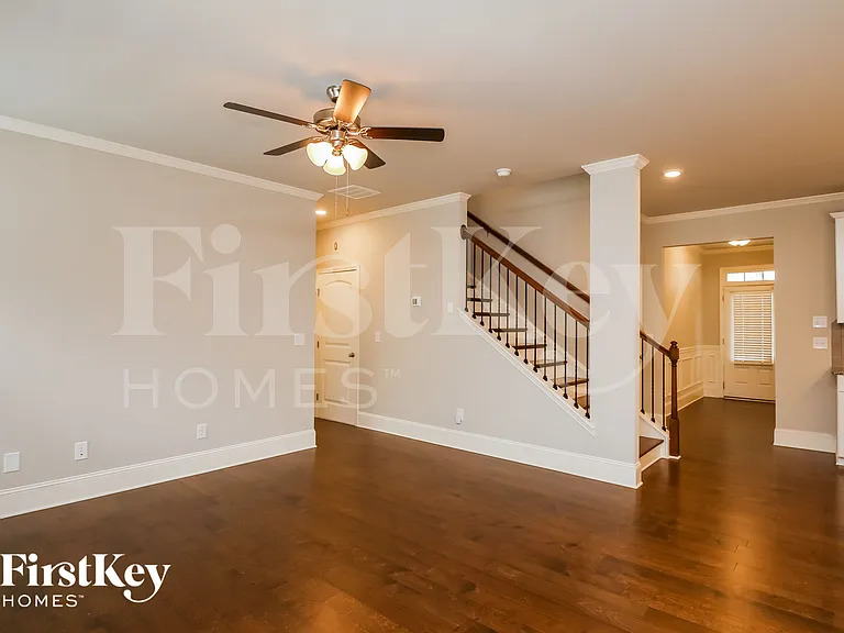 2025 Sorrento Ct — Photo 5