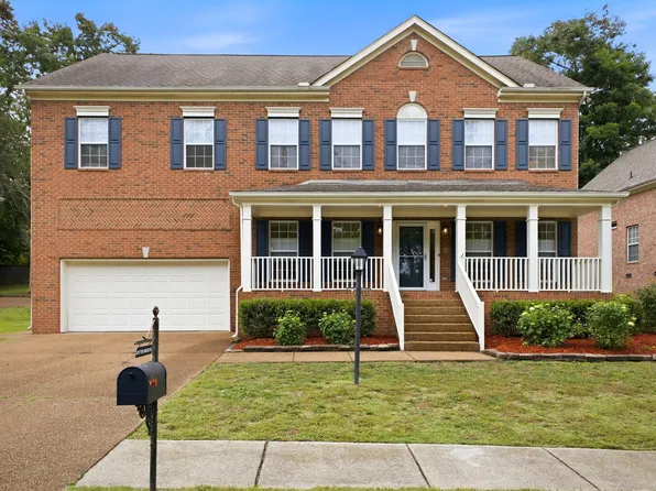 8012 Poplarwood Rd, Nashville, TN 37221
