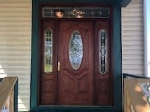3rd image of 827 Federal Ave
