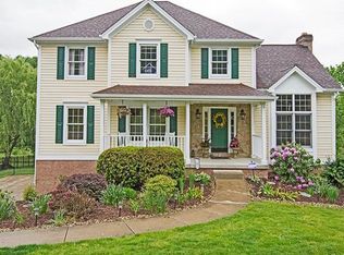 218 Elmhurst Cir, Cranberry Twp, PA 16066