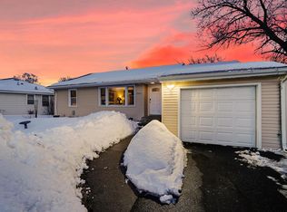 6807 Cedar Lake Rd S, Minneapolis, MN 55426