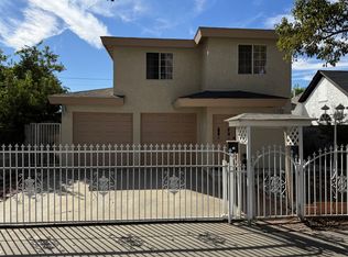 134 W 6th St, Azusa, CA 91702