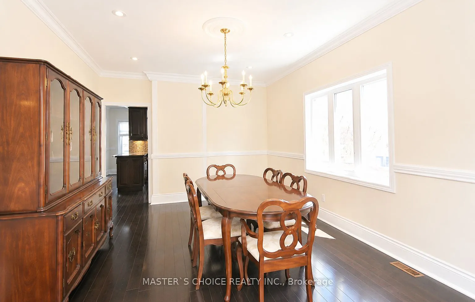 5 bed, $5,700 — Photo 4