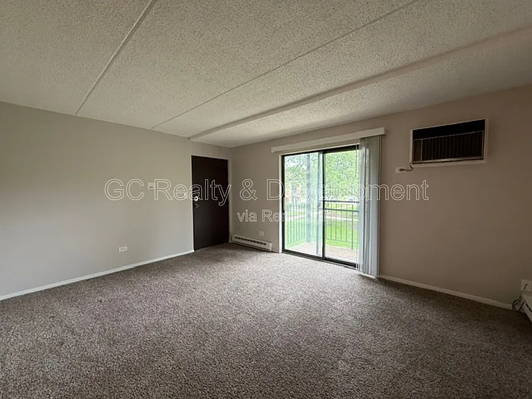 240 Klein Creek Ct #3 — Photo 11