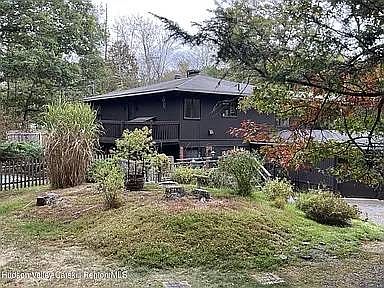 2nd image of 404 John Joy Rd