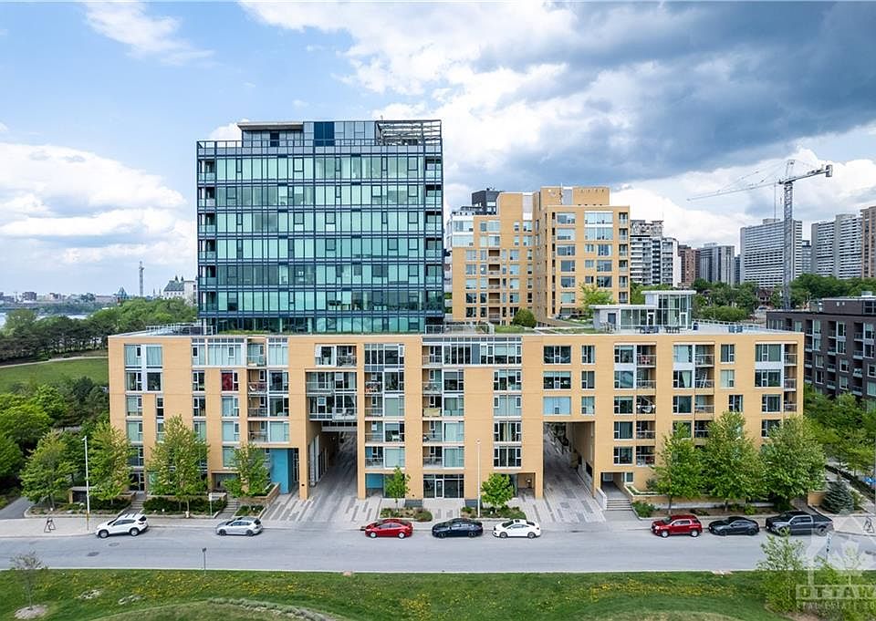 1st image of 200 Lett St #905