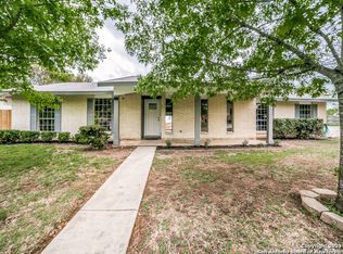 5302 Linda Colonia St, San Antonio, TX 78233