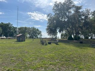 811 Plum Nearly Ln, Lady Lake, FL 32159